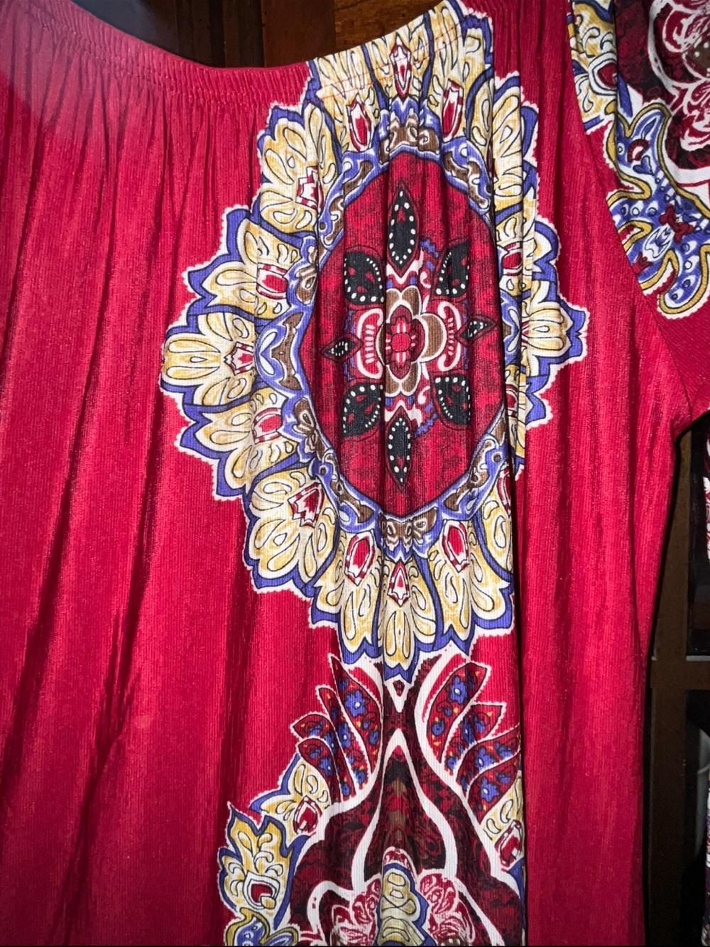 Women’s Medium Red Paisley Boho Tunic Dress 3/4 Sleeve Scoop Neck Stretchy Hem - Picture 6 of 6